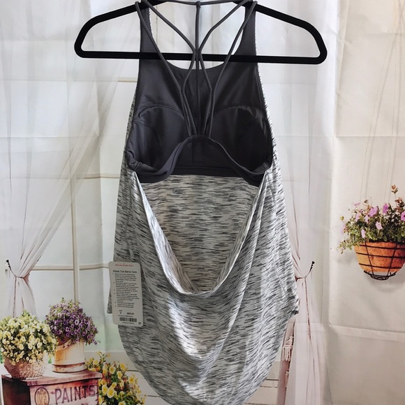 NWT DKCA TIGER LULULEMON RAISE THE BARRE TANK - 10 - Picture 2 of 8